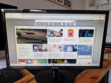 Samsung monitor 24 inch beschikbaar voor biedingen