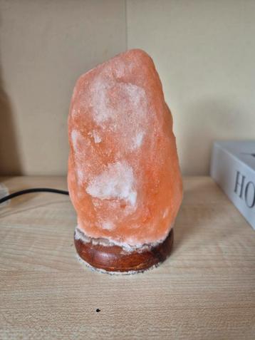 Himalaya zout lamp beschikbaar voor biedingen