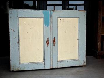 Oud frans dressoir kast beschikbaar voor biedingen