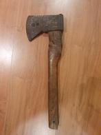 Oude Bijl met Houten Steel, Antiek en Kunst, Antiek | Gereedschap en Instrumenten, Ophalen of Verzenden