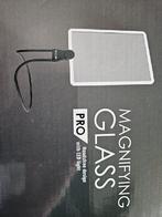 Vicon Vergrootglas met LED Licht - Handenvrij, Hobby en Vrije tijd, Vergrootglazen, Loepen en Loeplampen, Ophalen of Verzenden