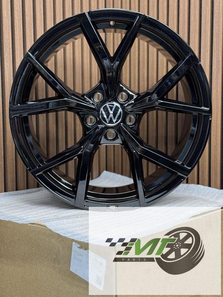 19” Vw Golf 8 R ESTORIL velg 5H0601025S 5H0601025AD NEW OEM, Auto-onderdelen, Banden en Velgen, Band(en), 19 inch, Personenwagen