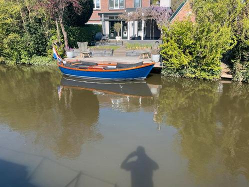 Mooie, goed varende sloep, Watersport en Boten, Sloepen, Zo goed als nieuw, 3 tot 6 meter, Buitenboordmotor, Benzine, Polyester