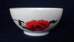 Wedgwood Cornpoppy (Susie Cooper) - ronde kom met klaprozen, Huis en Inrichting, Keuken | Servies, Ophalen of Verzenden, Porselein