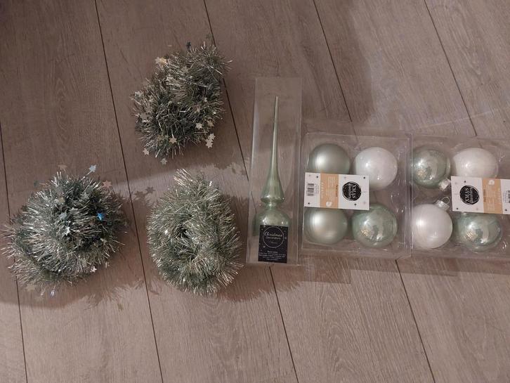 Kerstboom inrichting wit/groen, Diversen, Kerst, Zo goed als nieuw, Ophalen