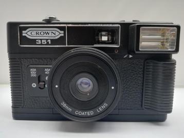 Vintage Crown 351 Japan camera beschikbaar voor biedingen