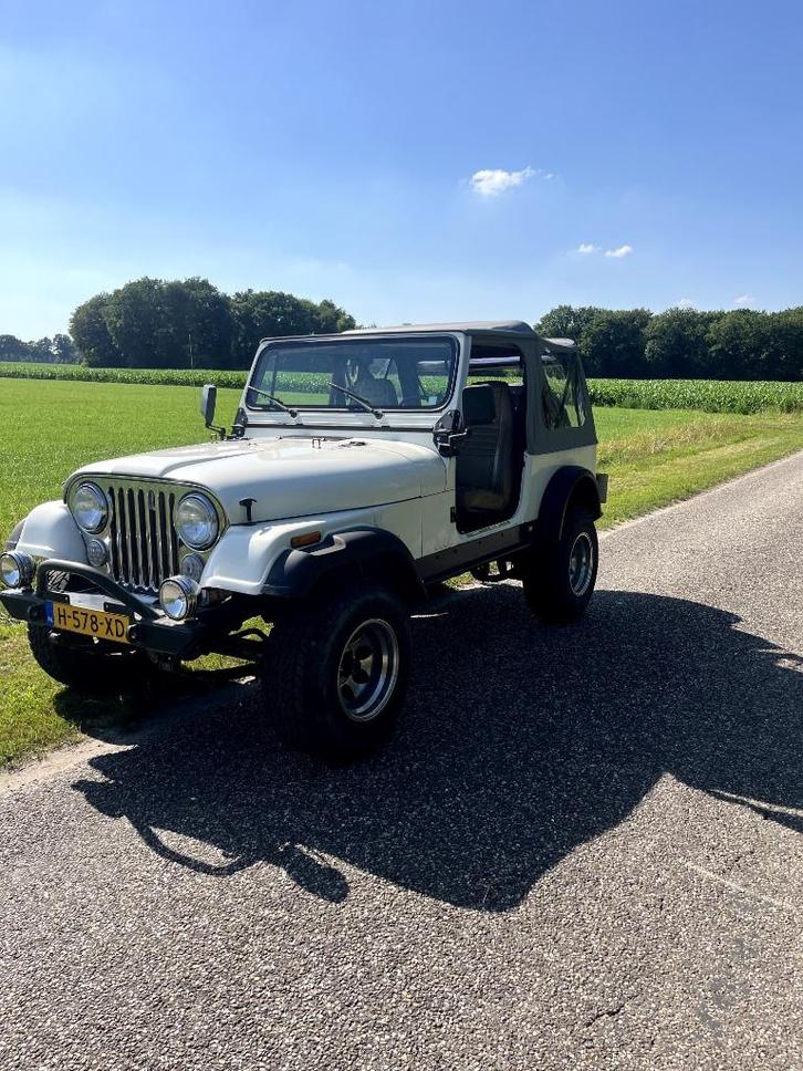Jeep cj 7 cj7 1986 Wit 6 cilinder 4.2l, Auto's, Jeep, Particulier, CJ, Lederen bekleding, Lichtmetalen velgen, Open dak, Radio