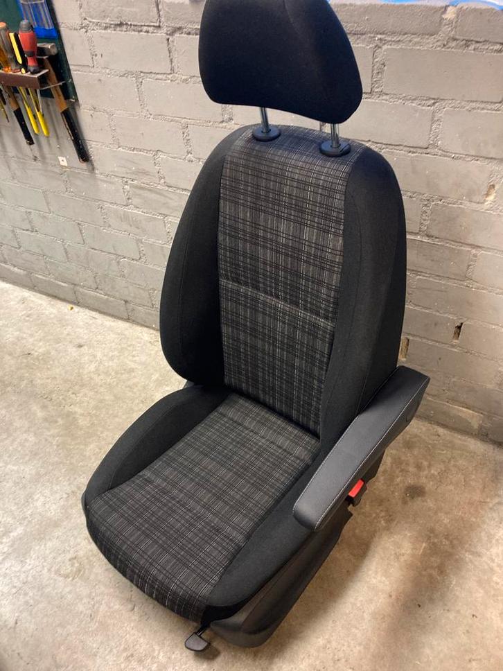 Nette bijrijderstoel stoel rechts vito w447 va 2015, Auto-onderdelen, Interieur en Bekleding, Mercedes-Benz, Gebruikt, Ophalen