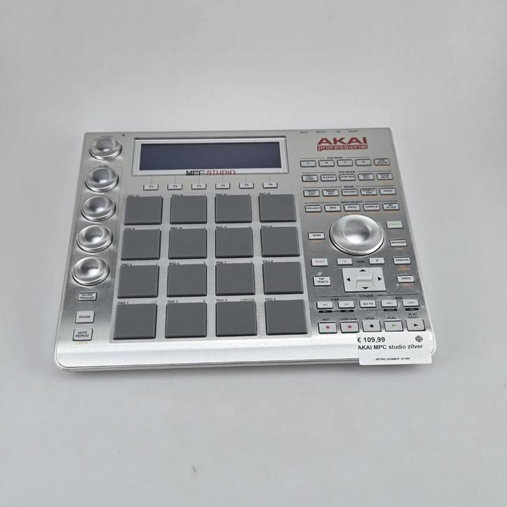 AKAI MPC studio zilver, Muziek en Instrumenten, Dj-sets en Draaitafels, Zo goed als nieuw