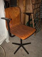 vintage stoel met armlegger, Gebruikt, Ophalen