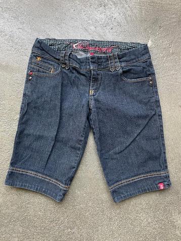 Korte broek jeans short van EDC by Esprit maat XS 34 beschikbaar voor biedingen