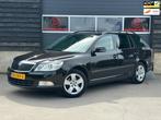 Skoda Octavia Combi 1.2 TSI - Automaat - Trekhaak - Cruise c, Euro 5, Gebruikt, 4 cilinders, Parkeersensor