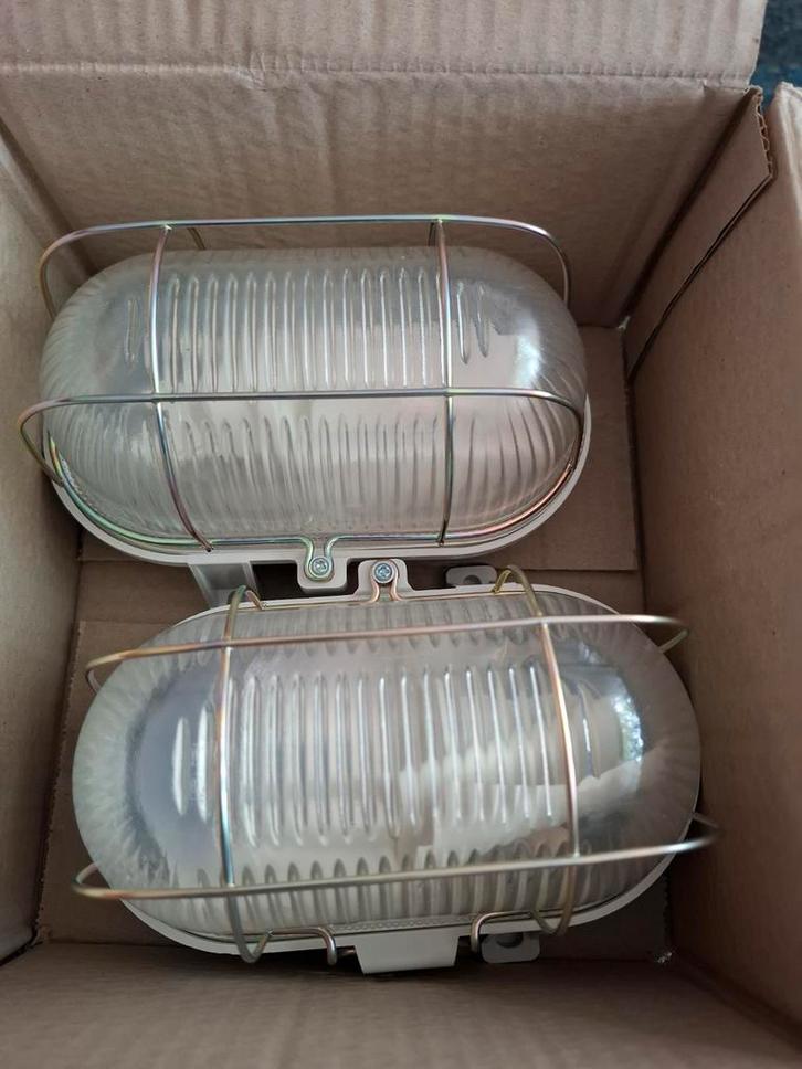 4x RZB Stootvaste Ovale Armaturen IP44, Huis en Inrichting, Lampen | Overige, Nieuw, Ophalen of Verzenden