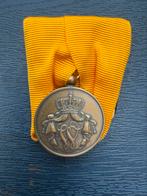 Bronzen medaille 12 jr trouwe dienst, Ophalen of Verzenden, Landmacht, Nederland, Lintje, Medaille of Wings
