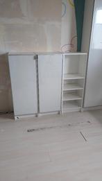 BILLY / HÖGBO Boekenkast wit met glazen deuren - IKEA, Huis en Inrichting, Kasten | Boekenkasten, Ophalen, Gebruikt, 100 tot 150 cm