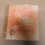 ANTIEK - Postzegel boek van Yvert et Tellier  uit 1979, Ophalen, Overige thema's