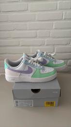Nike air force 1 schoenen te koop!, Ophalen of Verzenden, Zo goed als nieuw, Grijs, Sneakers of Gympen
