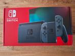 Nintendo Switch + Case + 2 Extra controllers, Ophalen, Zo goed als nieuw, Met 2 controllers, Switch Original