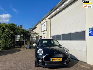 Mini Mini 1.5 Cooper NAVIGATIE ZEER MOOIE AUTO AIRCO beschikbaar voor biedingen