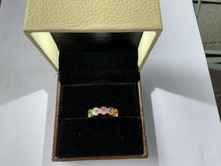 Ring goud met diamanten, Sieraden, Tassen en Uiterlijk, Ringen, Nieuw, Dame, 17 tot 18, Goud, Ophalen of Verzenden