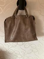 Nieuwe tas kleur taupe, Sieraden, Tassen en Uiterlijk, Tassen | Damestassen, Ophalen of Verzenden, Nieuw, Handtas