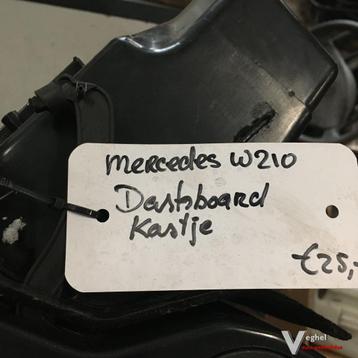 Mercedes W210 Dashboardkastje beschikbaar voor biedingen