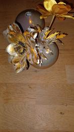 Bolle Goudkleurige vaasjes. Van MOBACH., Steen, Overige kleuren, Ophalen of Verzenden, Zo goed als nieuw