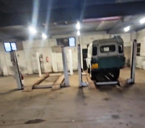 4 koloms hefbrug, Diensten en Vakmensen, Auto en Motor | Monteurs en Garages