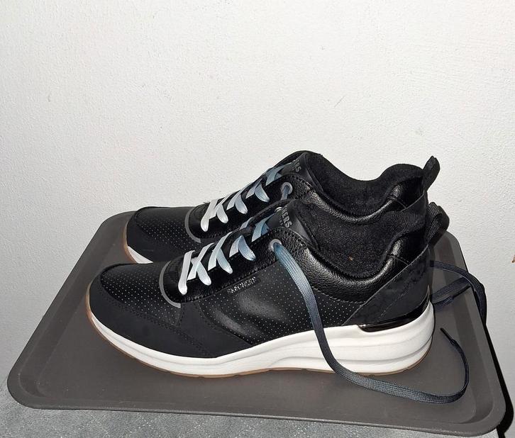Nieuwe SKECHERS BILLION sneaker maat 39. 2e paar=halve prijs, Kleding | Dames, Schoenen, Nieuw, Sneakers of Gympen, Ophalen of Verzenden