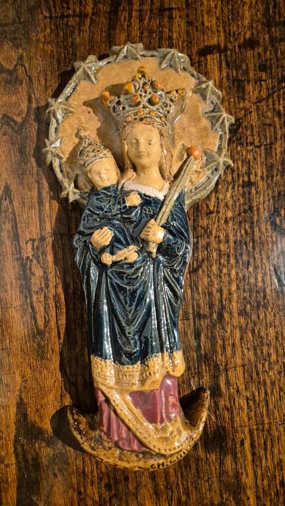 Russel Tiglia wandplaquette van Maria met kind tegel, Antiek en Kunst, Antiek | Religie, Ophalen of Verzenden