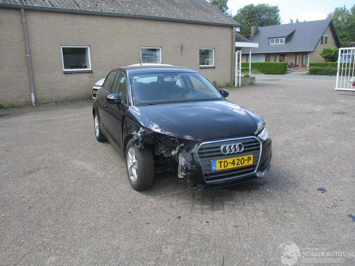 Audi A1 SPORTBACK 1.0 TFSI ProLine 5DRS (bj 2018), Auto diversen, Schadeauto's, Audi, Handgeschakeld, Benzine, Hatchback, Zwart