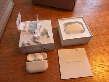 AirPods Pro USB-C 2e generatie nieuwstaat + garantie beschikbaar voor biedingen