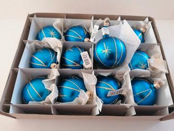 12 glazen kerstballen -
Blauw met goud beschikbaar voor biedingen