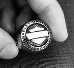 Harley Davidson Ring Bar & Shield RVS maat 10 of 11, Sieraden, Tassen en Uiterlijk, Ringen, 20 of groter, Nieuw, Dame of Heer
