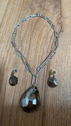 Swarovki ketting met bijpassende oorbellen, Ophalen of Verzenden, Zo goed als nieuw, Bruin, Overige materialen