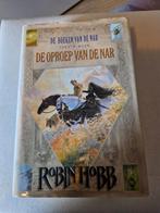 Robin Hobb - boeken van de nar (1) Oproep van de nar, Boeken, Fantasy, Ophalen of Verzenden, Gelezen