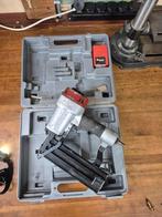 T-spijker pistool/nailer met spijkers, Doe-het-zelf en Verbouw, Compressors, Minder dan 25 liter, Ophalen of Verzenden, Gebruikt