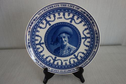 Wandbord Queen  Elizabeth, Verzamelen, Koninklijk Huis en Royalty, Zo goed als nieuw, Servies, Ophalen of Verzenden