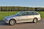 BMW 520i Touring Automaat E39 Voll.Historie Airco 6-cilinder, Auto's, 74 €/maand, Zwart, 143 pk, 6 cilinders