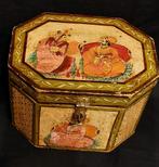 Antieke Mughal houten kist, Antiek en Kunst, Ophalen of Verzenden