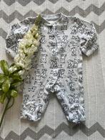 Leuk grijs pakje/pyjamaatje met hondjes, Primark, maatje 62, Gebruikt, Jongetje of Meisje, Ophalen of Verzenden, Primark