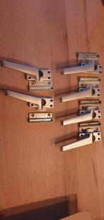 Axa Raamsluitingen - 6 stuks, Doe-het-zelf en Verbouw, Hang- en Sluitwerk, Ophalen of Verzenden, Gebruikt, Overige materialen