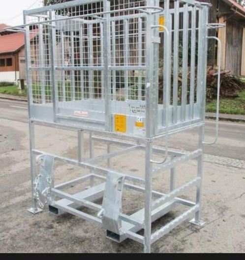 Hoogwerkbak, Doe-het-zelf en Verbouw, Steigers, Zo goed als nieuw, Overige typen, 5 meter of hoger, Ophalen