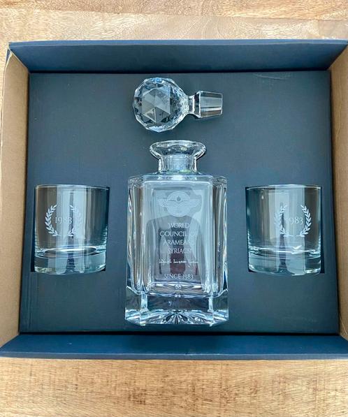 Karafset whiskeyset kristal world council arameans syriacs, Antiek en Kunst, Antiek | Glas en Kristal, Ophalen of Verzenden