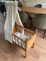 Houten wiegje voor pop, Ophalen, Zo goed als nieuw, Babypop