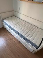 Hemnes bed, Ophalen, Tweepersoons, Zo goed als nieuw, Overige maten