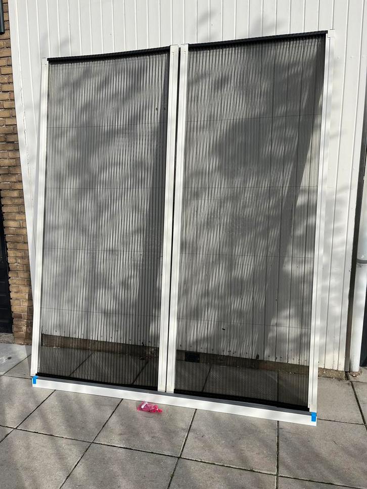 Luxaflex hordeuren in plissé (gebruikt) dubbelzijdig, Huis en Inrichting, Stoffering | Gordijnen en Lamellen, Nieuw, 200 cm of meer