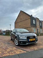 Audi A1 Sportback 3 x S Line, Origineel Nederlands, Te koop, Zilver of Grijs, 5 stoelen