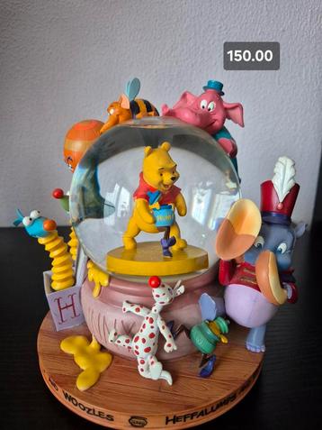 Prachtige grote zeldzame snowglobe
Met winnie en vrienden

 beschikbaar voor biedingen