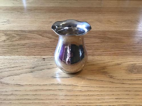 Antiek miniatuur vaasje echt zilver, Antiek en Kunst, Antiek | Goud en Zilver, Zilver, Ophalen of Verzenden